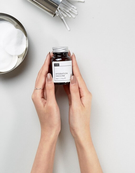 NIOD Hydration Vaccine 50 ml.  มอยเจอไรเซอร์ครีม สารสกัดจากกรดอะมิโนและแร่ธาตุจากธรรมชาติ ช่วยให้ผิวนุ่มชุ่มชื้นดูมีสุขภาพดีขึ้น ใครที่กำลังผิวแห้งหรือขาดน้ำอยู่ กู้ผิวให้กลับมาชุ่มชื้นได้อย่างดีเยี่ยม 