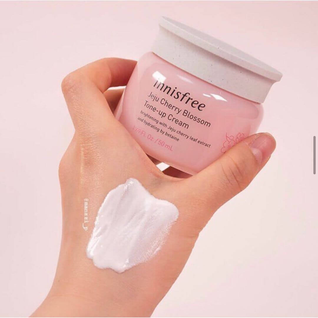 Innisfree , jeju cherry blossom tone up cream , Innisfree jeju cherry blossom tone up cream , ครีมช่วยปรับสีผิว , ครีมปรับสีผิว , กระจ่างใส