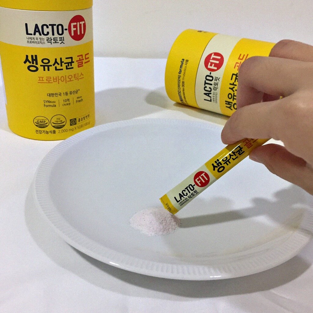 Lacto-fit Synbiotic 1กล่อง/50 ซอง ดีท็อก ช่วยล้างสารพิษตกค้างในลำไส้สำหรับคนที่ท้องผูก ขับถ่ายไม่ออกเป็นเวลานานจะไปช่วยดีท็อก ให้ระบบขับถ่ายได้ทำงานปกติ มีสุขภาพดี