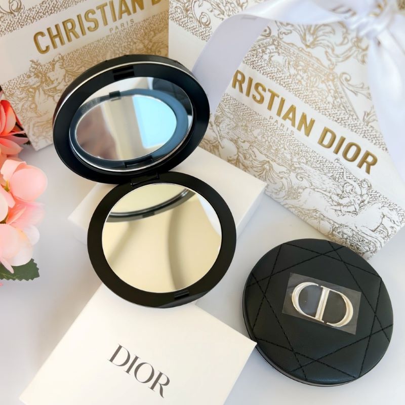 Dior Quilted Logo Pocket Compact Mirror (Limited Edition), Dior Quilted Logo Pocket Compact Mirror (Limited Edition)ราคา , Dior Quilted Logo Pocket Compact Mirror (Limited Edition)รีวิว , Dior Quilted Logo Pocket Compact Mirror (Limited Edition) ซื้อ , กระจก DIOR, DIOR ,